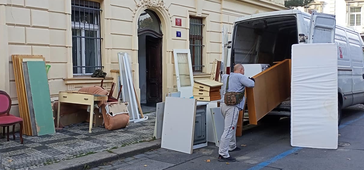 Odvoz starého nábytku: Zbavte se nepotřebného jednoduše a rychle